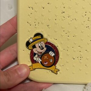Mickey pin trading pin